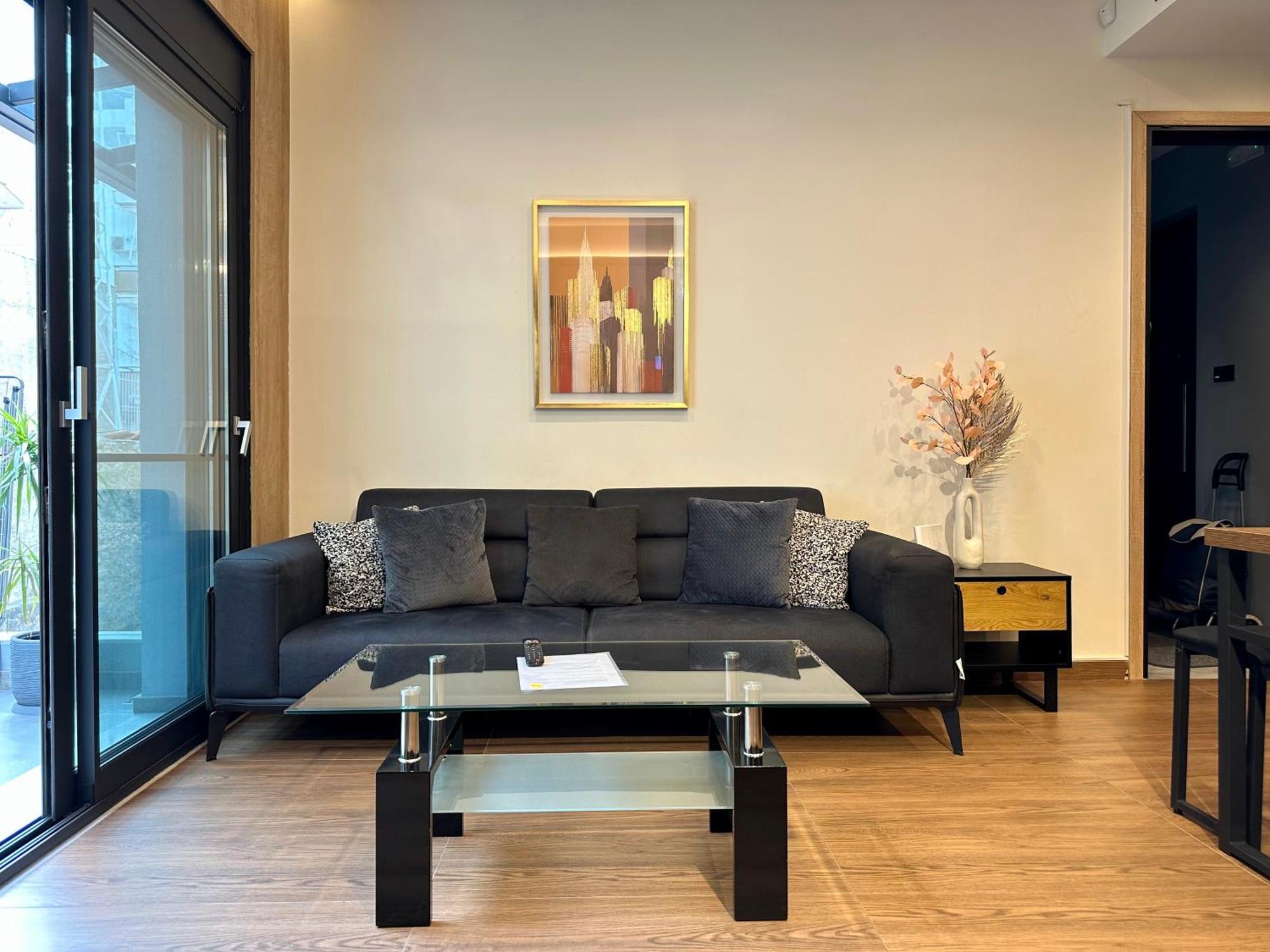 T&T Luxury Apartments - Rooftop Jacuzzi Athens Exterior photo